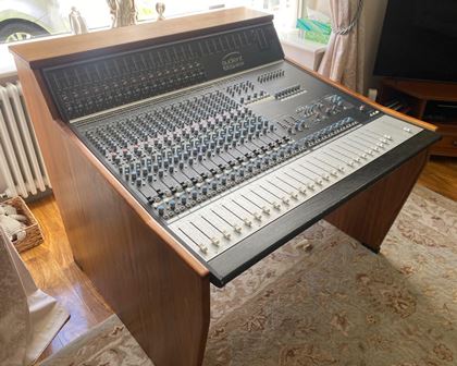 Audient-ASP4816 recording console